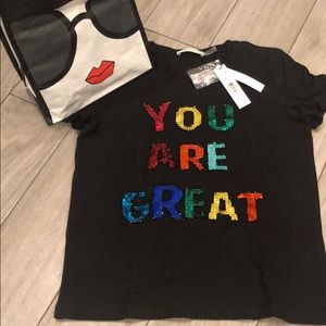 Alice + Olivia ‘You are Great’ Black T-Shirt Small